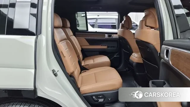 Hyundai Santa Fe (MX5) 2023 Жемчужный цвет из Кореи, фото 3