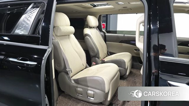 Kia Carnival 4th generation 2022 Черный из Кореи, фото 3