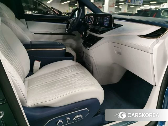 Buick GL8 2020 Синий из Китая, фото 3
