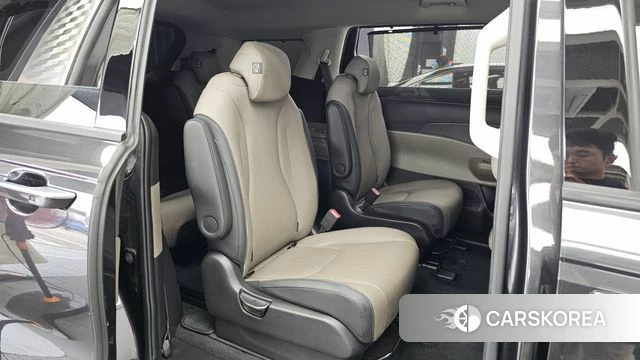 Kia The New Carnival 4th Generation 2023 Серый из Кореи, фото 3