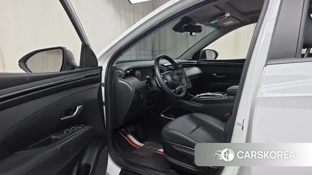 Hyundai Tucson (NX4) 2021 Белый из Кореи, фото 3