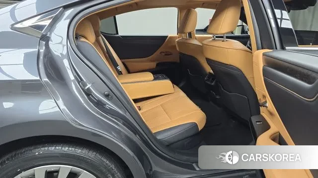 Lexus ES300h 7th generation 2022 Серый из Кореи, фото 3