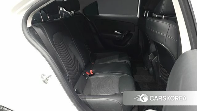 Mercedes-Benz A-Class W177 2020 Белый из Кореи, фото 3