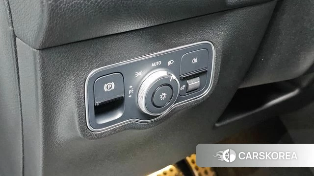 Mercedes-Benz GLB-Class X247 2023 Белый из Кореи, фото 3