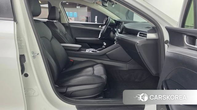 Kia K5 3rd generation 2022 Белый из Кореи, фото 3
