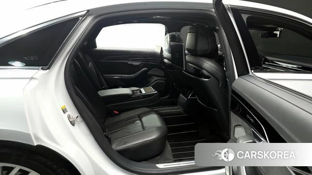 Audi A8 (D5) 2021 Белый из Кореи, фото 3