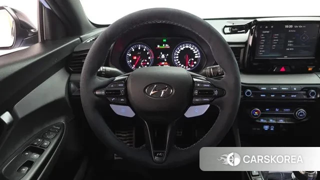 Hyundai Veloster (JS) 2018 Светло-серебряный цвет из Кореи, фото 3
