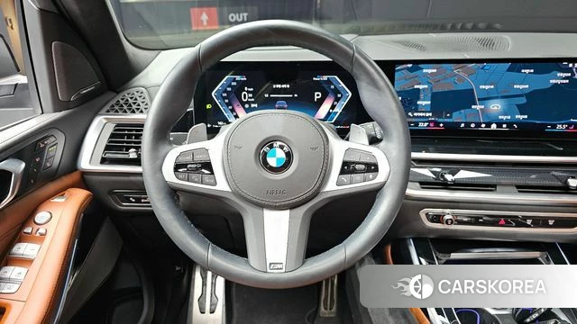 BMW X7 (G07) 2023 Черный из Кореи, фото 3
