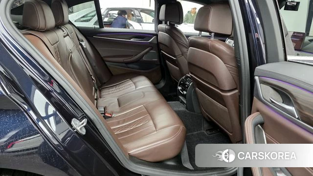 BMW 5 Series (G30) 2020 Черный из Кореи, фото 3