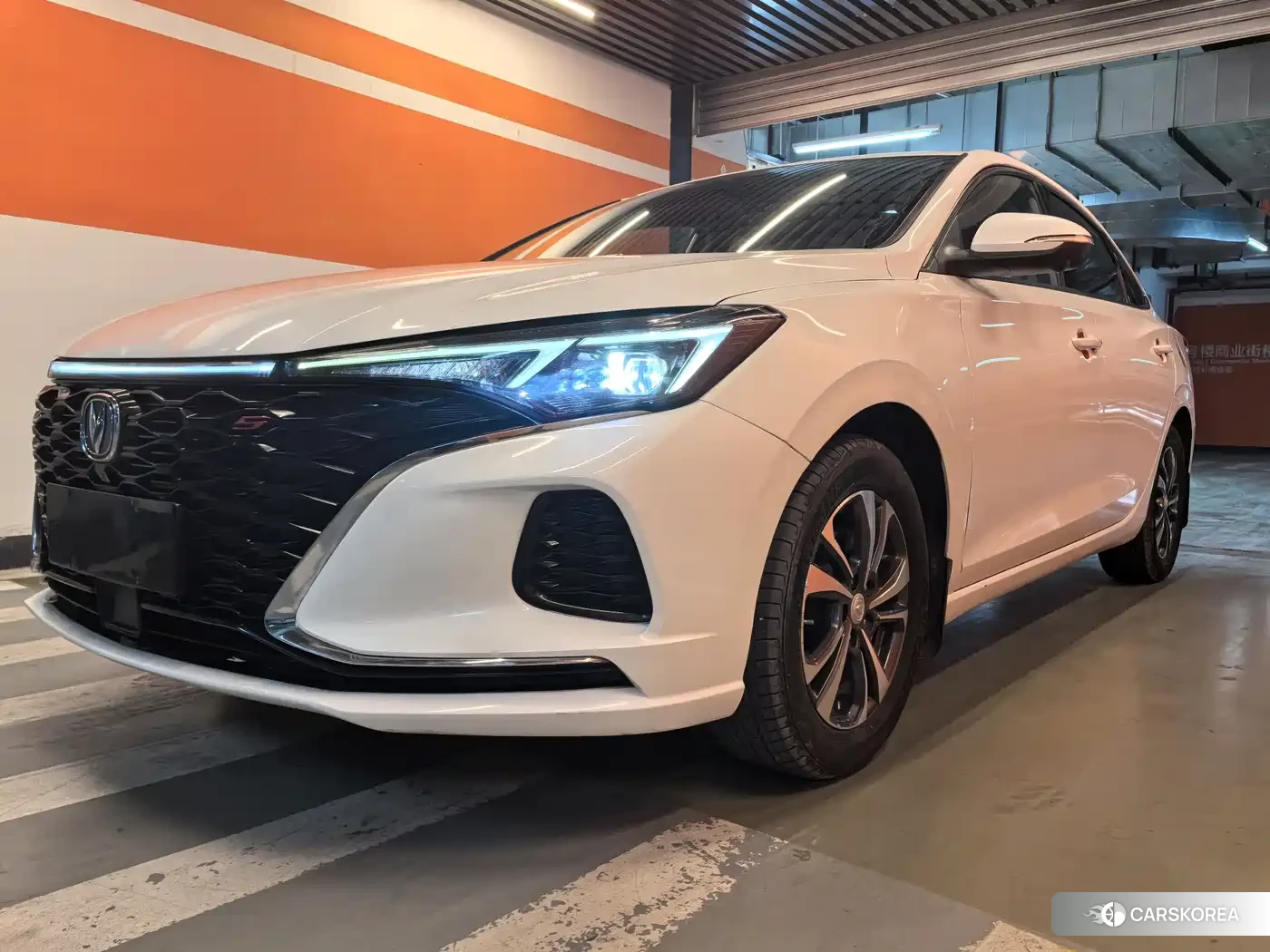 Chang'an Yidong 2022 Белый из Китая, фото 3