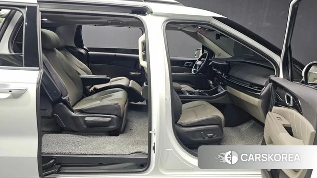 Kia The New Carnival 4th Generation 2025 Белый из Кореи, фото 3