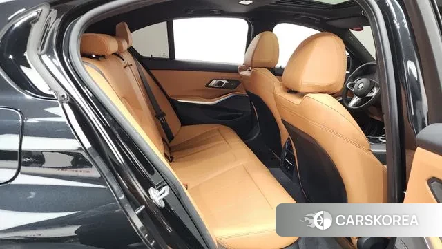 BMW 3 Series (G20) 2024 Черный из Кореи, фото 3