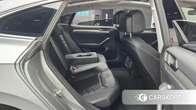 Volkswagen Arteon 2020 Серебряный из Кореи, фото 3