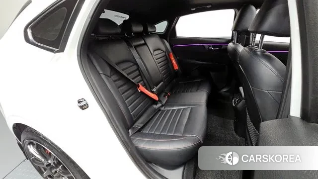 Kia The New K3 2nd generation 2021 Белый из Кореи, фото 3