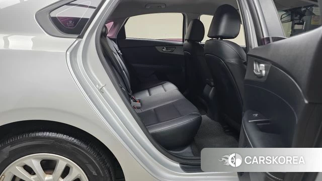 Kia Come New K3 2018 Серебряный из Кореи, фото 3