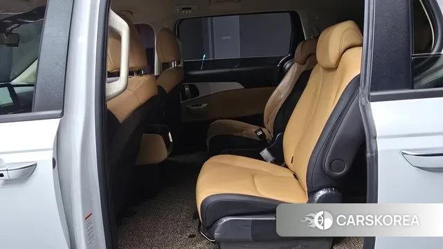 Kia Carnival 4th generation 2023 Белый из Кореи, фото 3
