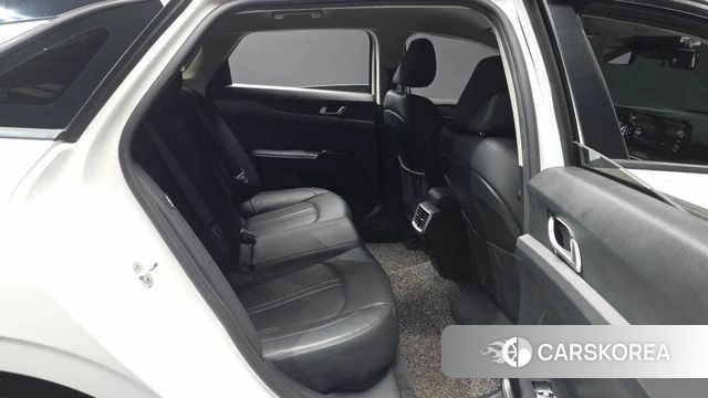Kia K5 3rd generation 2022 Белый из Кореи, фото 3