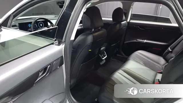 Hyundai Grandeur (GN7) 2023 Белый из Кореи, фото 3