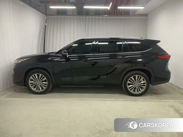 Toyota Highlander 2025 Черный из Китая, фото 3