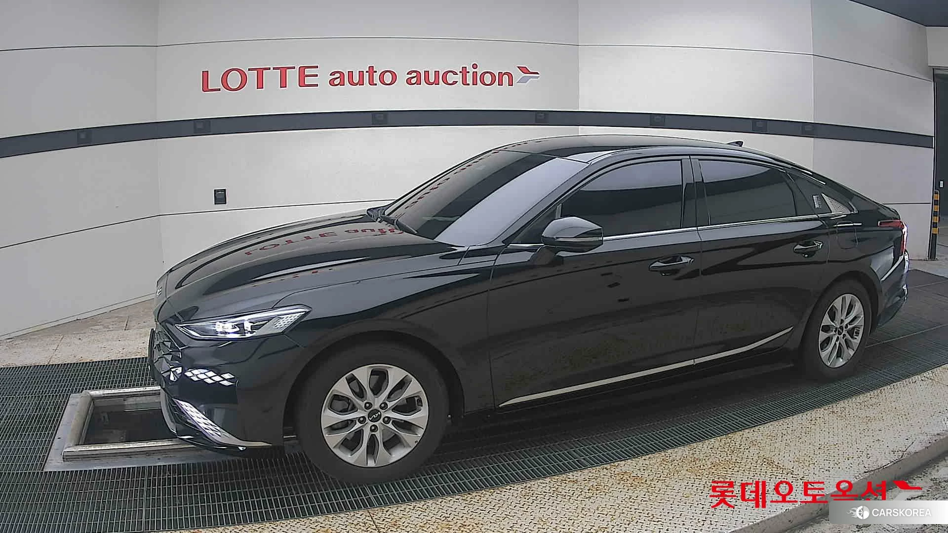 Kia K8 2022 Aurora Black Pearl из Кореи, фото 3