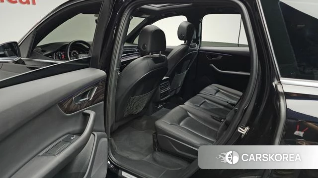 Audi Q7 (4M) 2021 Черный из Кореи, фото 3