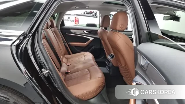 Audi A6 (C8) 2020 Черный из Кореи, фото 3