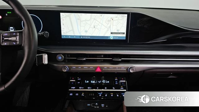 Hyundai Grandeur Hybrid (GN7) 2023 Серебристо-серый из Кореи, фото 3