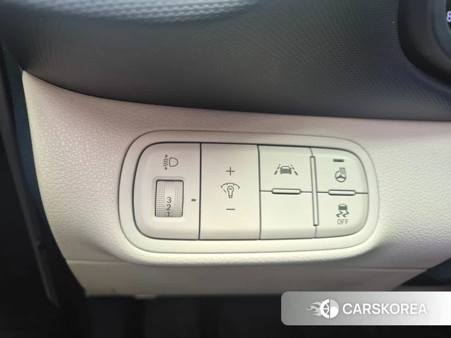 Hyundai Venue 2021 Белый из Кореи, фото 3