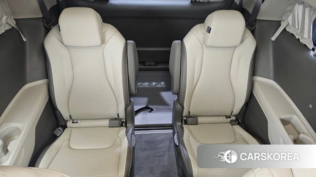 Kia Carnival 4th generation 2023 Белый из Кореи, фото 3