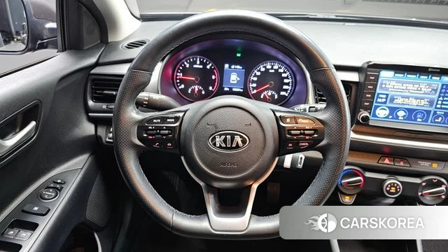 Kia Stonic 2018 Серый из Кореи, фото 3