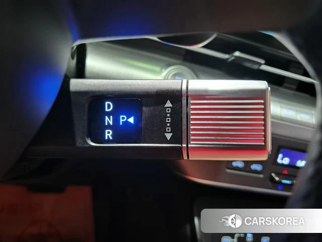Hyundai Kona (SX2) 2024 Белый двухцветный из Кореи, фото 3