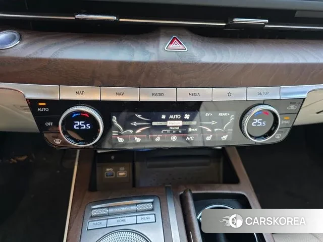 Genesis Electrified G80 (RG3) 2022 Серый из Кореи, фото 3