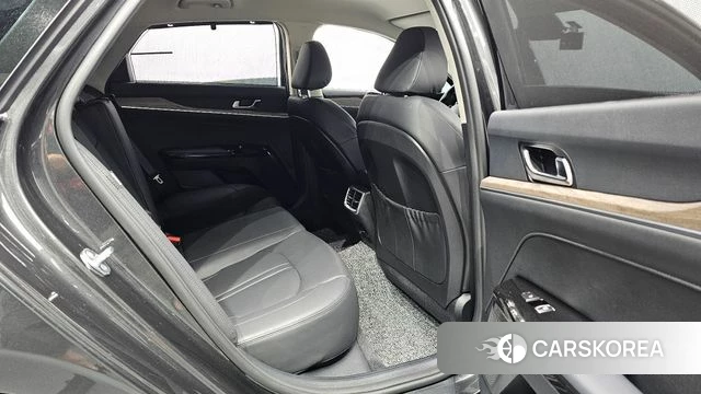Kia K5 3rd generation 2023 Серый из Кореи, фото 3