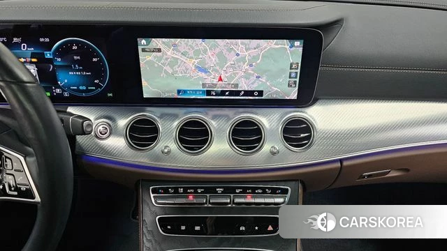 Mercedes-Benz E-Class W213 2021 Серый из Кореи, фото 3