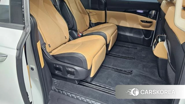 Kia Carnival 4th generation 2023 Белый из Кореи, фото 3