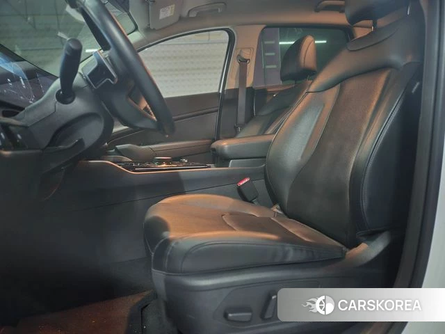 Kia Sportage 5th Generation 2022 Белый из Кореи, фото 3