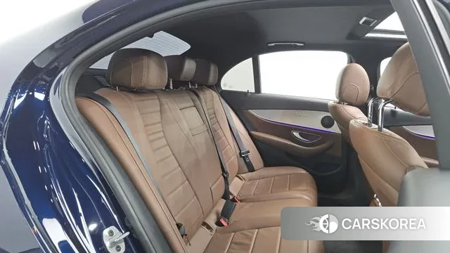 Mercedes-Benz E-Class W213 2020 Синий из Кореи, фото 3