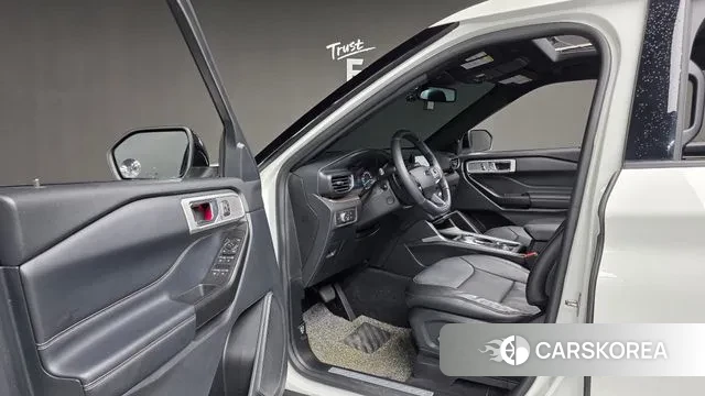 Ford Explorer 6th Generation 2020 Белый из Кореи, фото 3