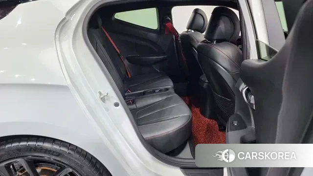 Hyundai Veloster (JS) 2018 Белый из Кореи, фото 3