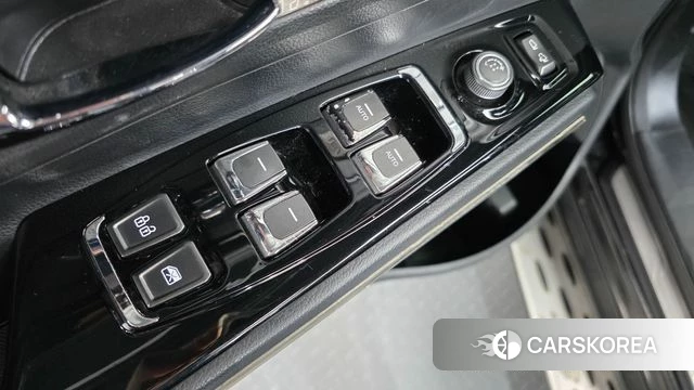 Ssangyong Beautiful Korando 2019 Черный из Кореи, фото 3