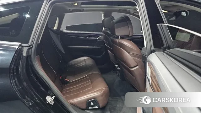 BMW 6 Series GT (G32) 2023 Черный из Кореи, фото 3