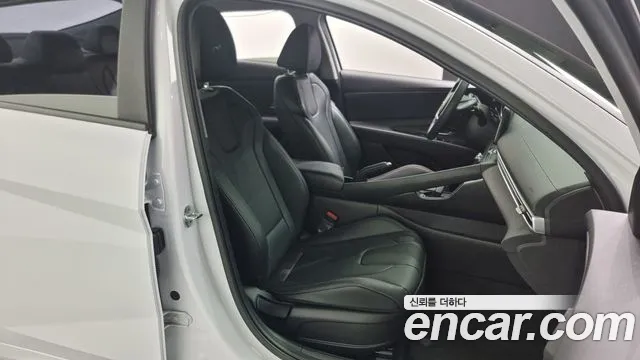 Hyundai Avante (CN7) 2022 Белый из Кореи, фото 3