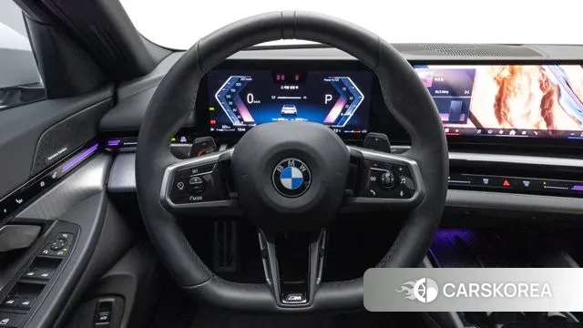 BMW 5 Series (G60) 2024 Белый из Кореи, фото 3