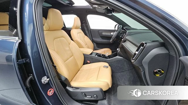 Volvo XC40 2021 Синий из Кореи, фото 3