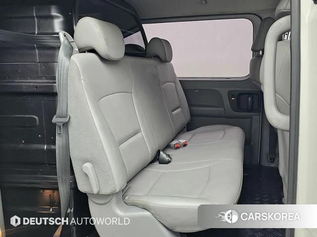 Hyundai The New Grand Starex 2018 Белый из Кореи, фото 3