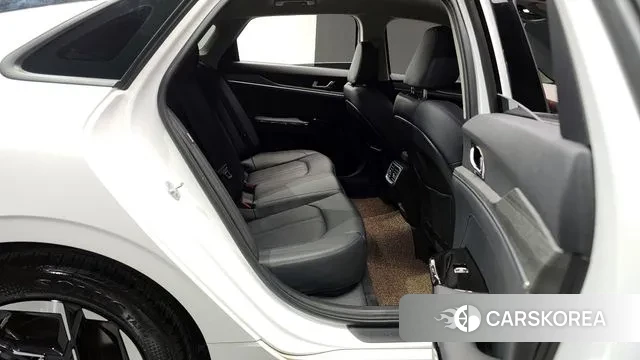 Kia The New K5 3rd generation 2024 Белый из Кореи, фото 3