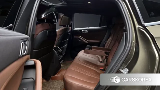 BMW X6 (G06) 2023 Песочный из Кореи, фото 3