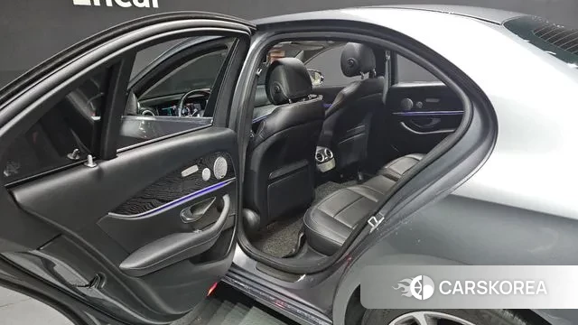 Mercedes-Benz E-Class W213 2019 Серый из Кореи, фото 3