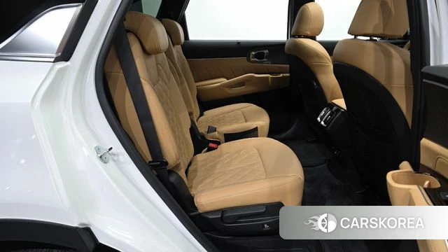 Kia Sorento 4th Generation 2023 Белый из Кореи, фото 3