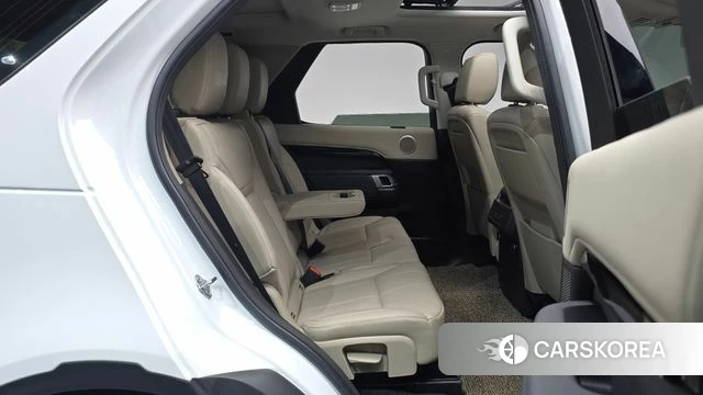 Land Rover Discovery 5 2018 Белый из Кореи, фото 3